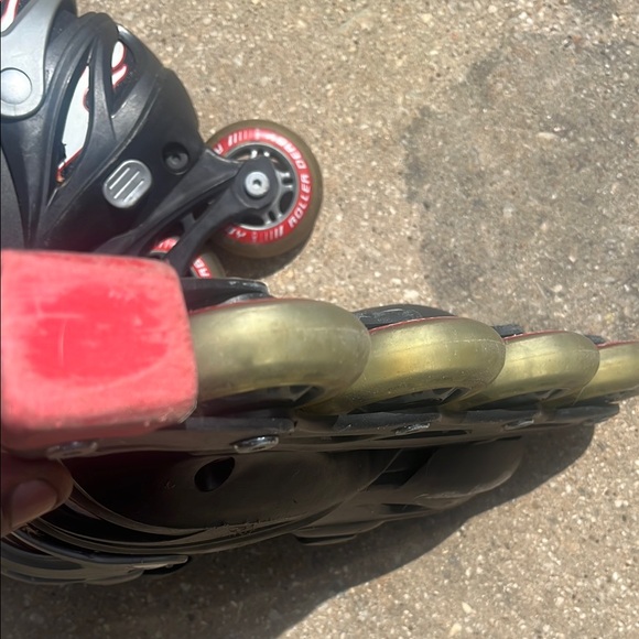 Kids Inline Skates - Black and Red - Picture 4 of 9